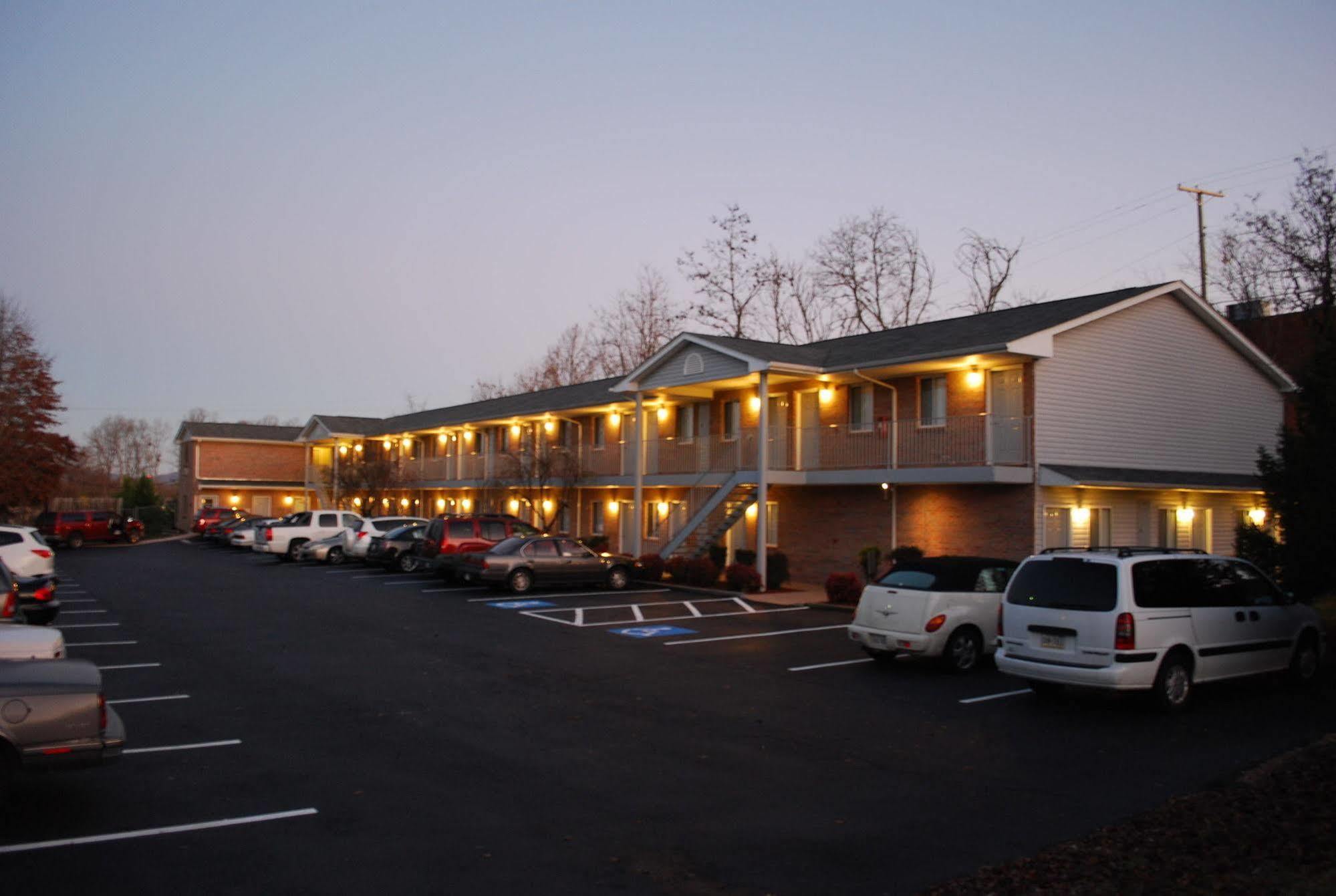 Affordable Corporate Suites Of Lynchburg Eksteriør bilde